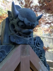 上野寛永寺の鬼瓦