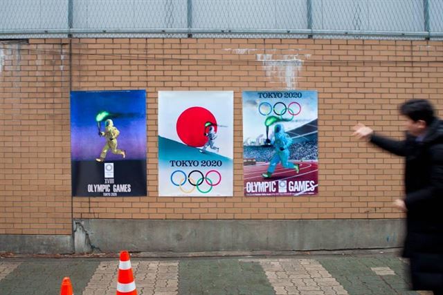 20200110韓国が放射能五輪キャンペーン！防護服聖火ランナーのポスターを全世界に配布！倍返しでやり返せ！