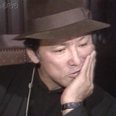 1997年、伊丹十三は、伊丹プロダクションのある東京麻布のマンションから落下して死亡した。創価学会