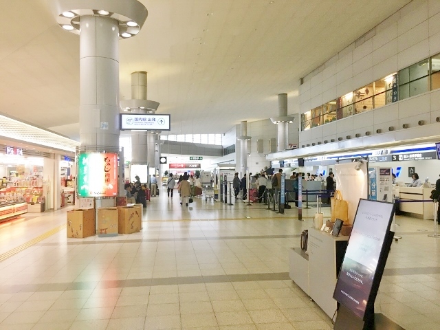 広島空港　ロビー